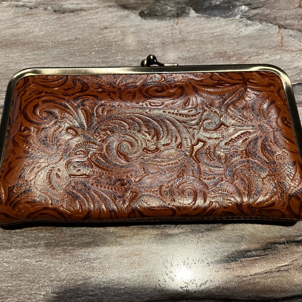 Patricia Nash Everly Leather Frame Wallet Gem